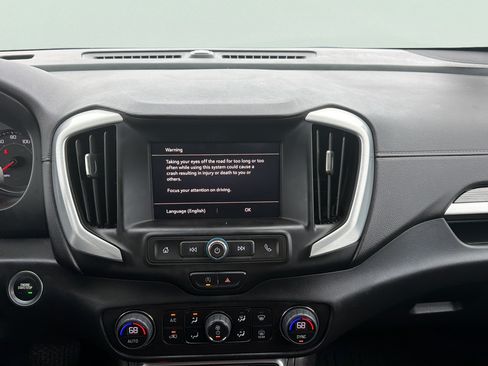 Used 2023 GMC Terrain SLE w/ Driver Convenience Package FWD image 15