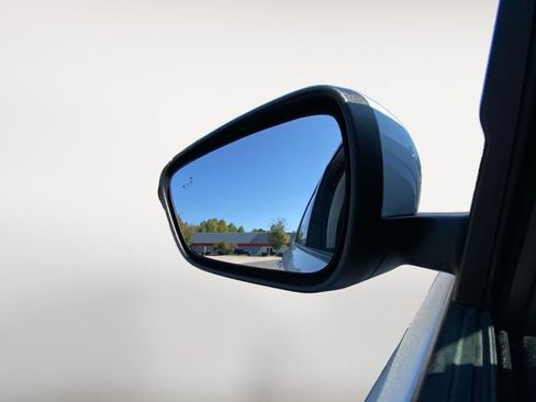 Used 2021 Ford Escape SE image 27