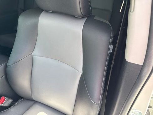 Used 2022 Toyota 4Runner SR5 Premium w/ Moonroof Package RWD image 10