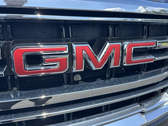 Certified 2024 GMC Yukon SLT RWD image 30