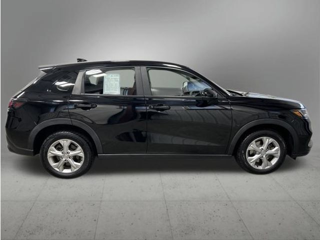 Certified 2023 Honda HR-V LX image 7