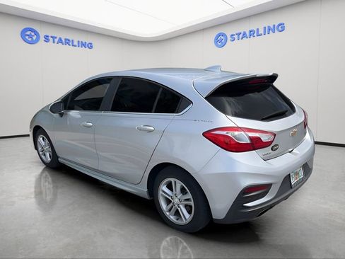 Used 2017 Chevrolet Cruze LT w/ Sun And Sound Package FWD image 2