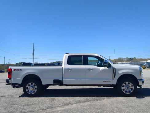 Used 2025 Ford F350 King Ranch w/ Chrome Package image 2