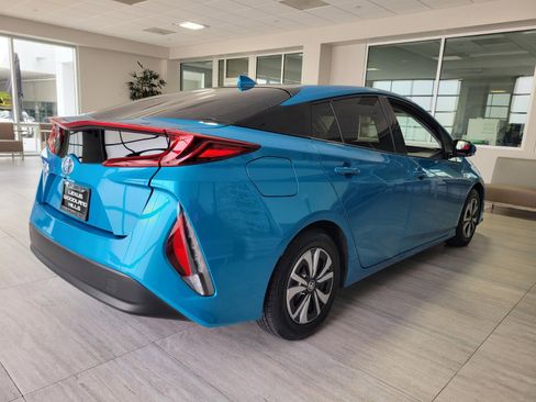 Used 2019 Toyota Prius Prime Premium w/ Carpet Mat Package FWD image 6