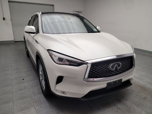 Used 2019 INFINITI QX50 Luxe w/ Navigation Package FWD image 14