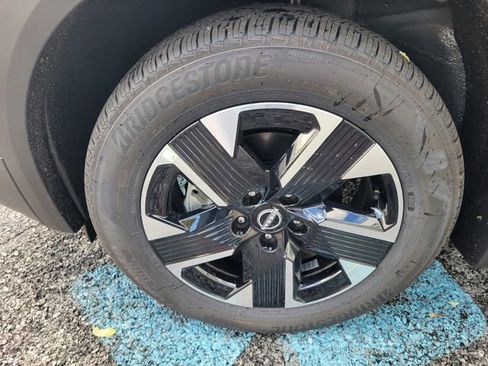 New 2026 Nissan Kicks SV w/ SV Premium Package image 12