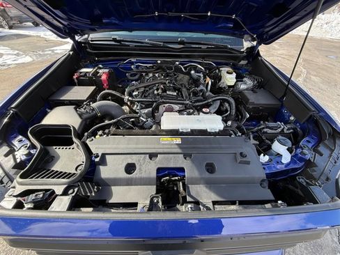 Certified 2025 Toyota Tacoma SR5 image 34