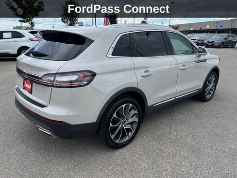 Used 2023 Lincoln Nautilus Reserve w/ Equipment Group 201A AWD/4WD image 6