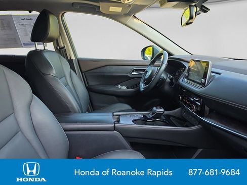 Used 2021 Nissan Rogue SL FWD image 17