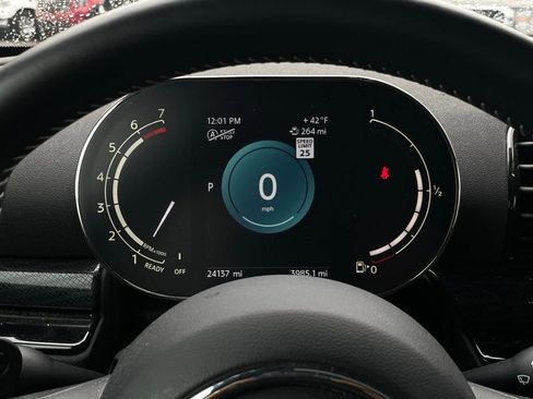 Used 2024 MINI Cooper Clubman S w/ Signature Upholstery Package image 16