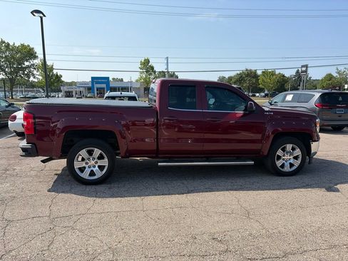 Used 2015 GMC Sierra 1500 SLE w/ SLE Value Package AWD/4WD image 4