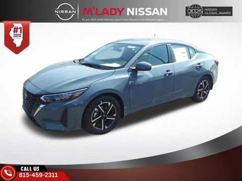 New 2025 Nissan Sentra SV image 3