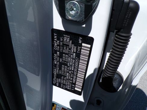 Certified 2024 Hyundai Kona SEL AWD/4WD image 34