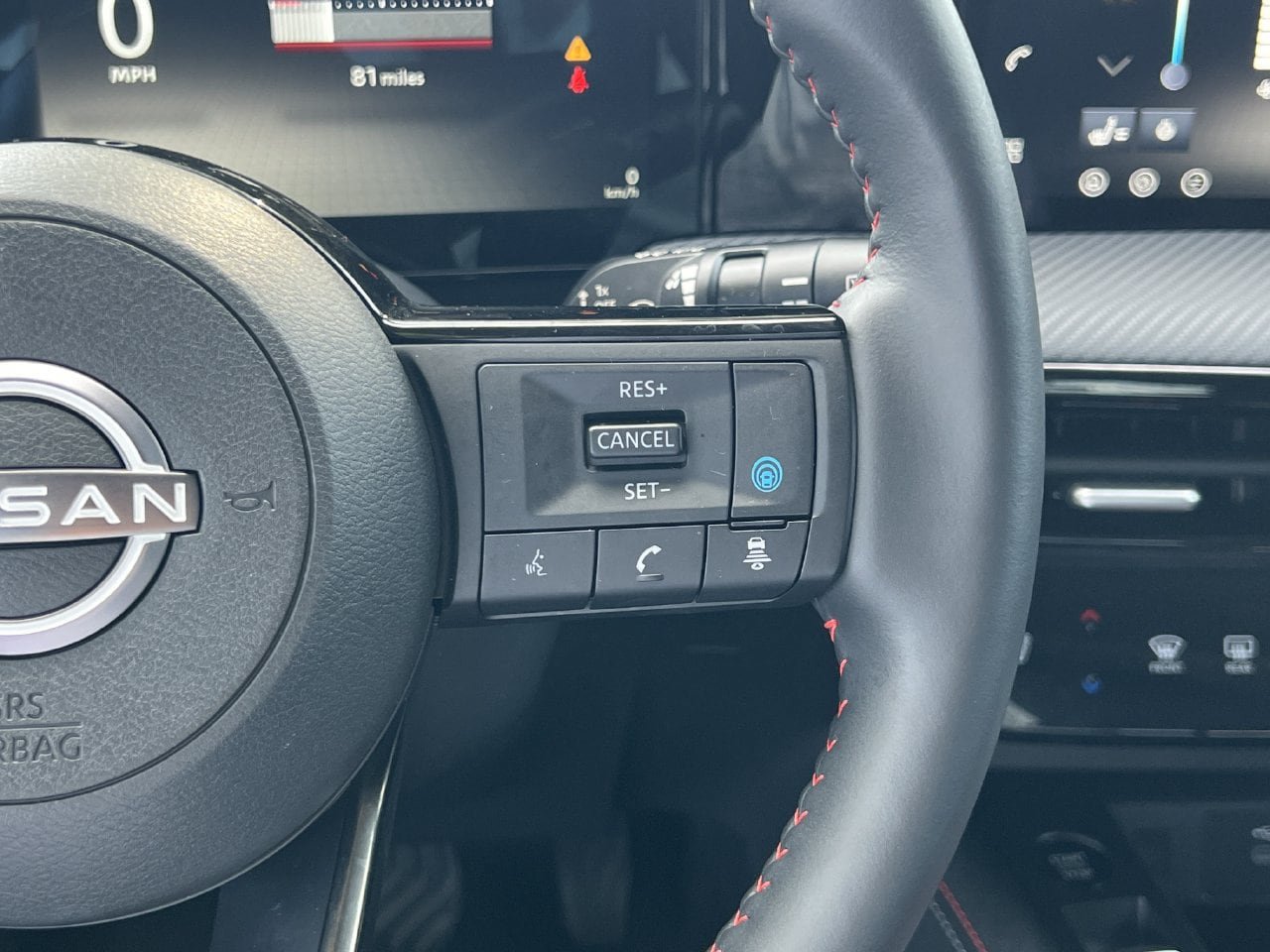 Used 2026 Nissan Kicks SR w/ SR Premium Package FWD image 13