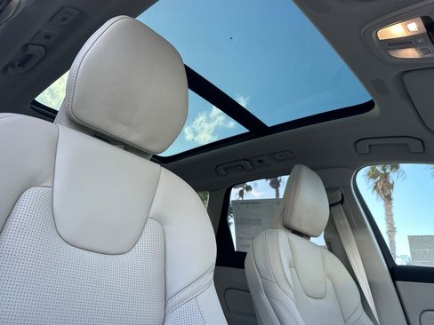 New 2026 Volvo XC60 B5 Ultra w/ Protection Package Premier image 14