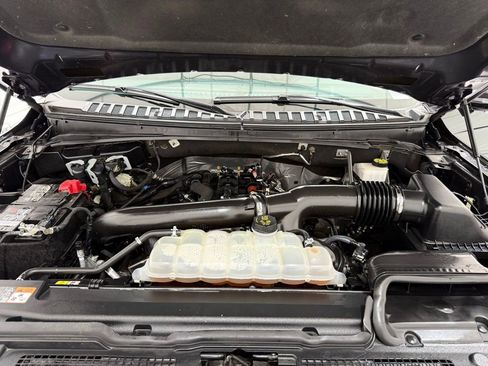 Used 2023 Ford Expedition Max Limited image 11