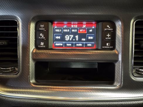 Used 2014 Dodge Charger SE RWD image 24