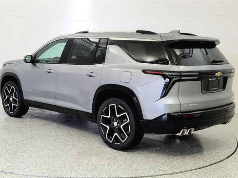 New 2026 Chevrolet Traverse High Country FWD image 5