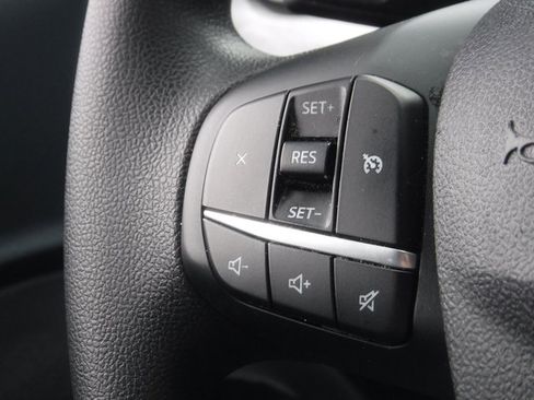 Used 2022 Ford Maverick XLT image 36