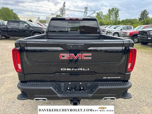 Used 2023 GMC Sierra 1500 Denali w/ Technology Package AWD/4WD image 4