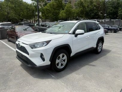 Used 2020 Toyota RAV4 XLE w/ Convenience Package