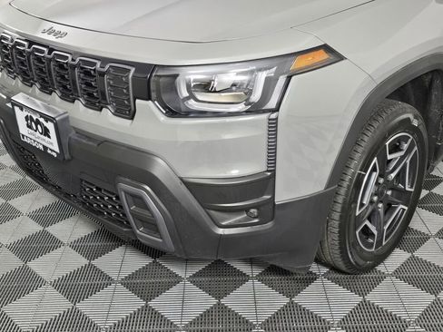 New 2026 Jeep Cherokee Limited image 11