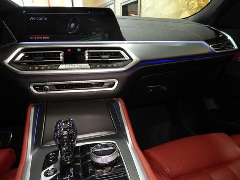 Used 2022 BMW X6 xDrive40i w/ Executive Package image 14
