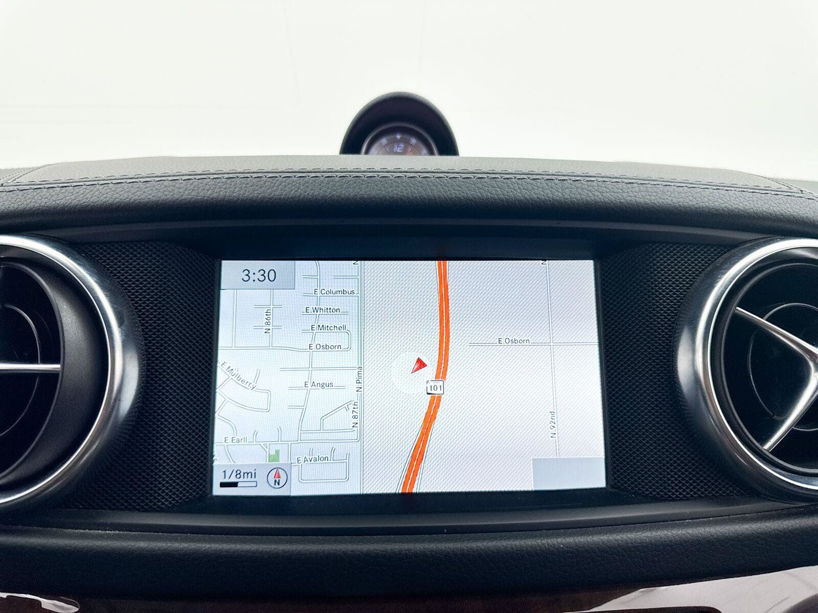 Used 2015 Mercedes-Benz SL 550 image 4