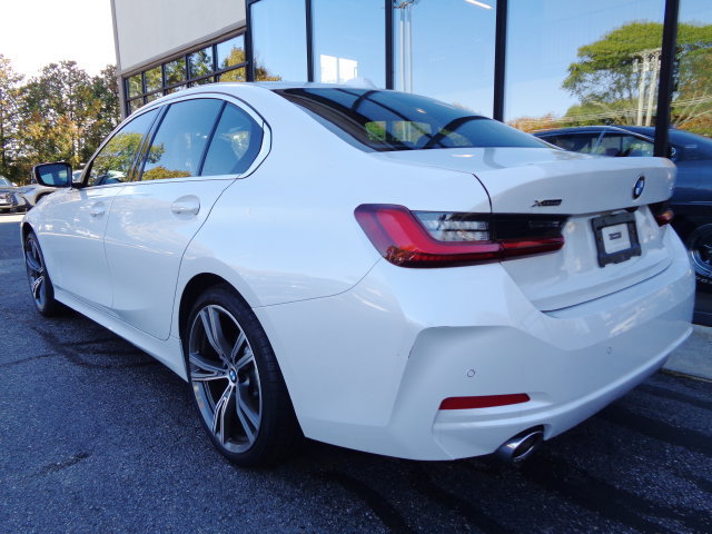 Used 2024 BMW 330i xDrive Sedan w/ Convenience Package AWD/4WD image 7
