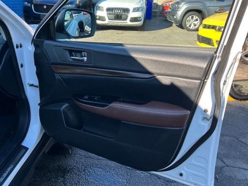 Used 2014 Subaru Outback 2.5i Limited image 30
