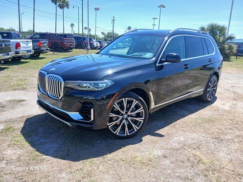 Used 2019 BMW X7 xDrive40i w/ Premium Package AWD/4WD image 2