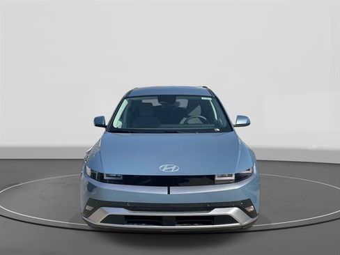 New 2026 Hyundai Ioniq 5 SE RWD image 2