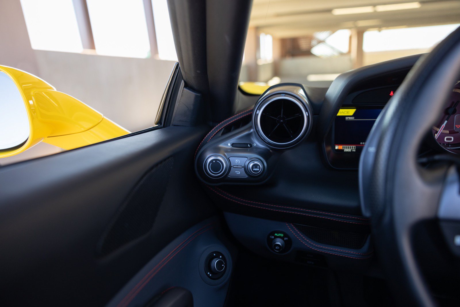 Used 2022 Ferrari F8 Tributo RWD image 45