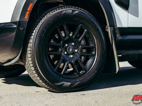 Used 2022 Land Rover Defender 90 X-Dynamic S image 58