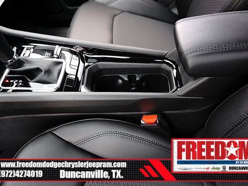 New 2026 Jeep Compass Latitude image 35