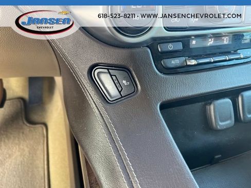 Used 2017 Chevrolet Tahoe LT w/ Luxury Package AWD/4WD image 28