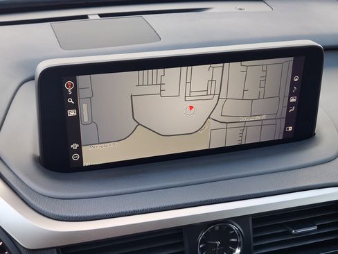 Used 2022 Lexus RX 450hL Luxury w/ Cold Area Package (CT) image 16