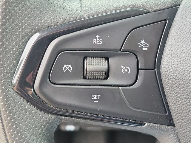 Used 2025 Chevrolet TrailBlazer LT AWD/4WD image 11