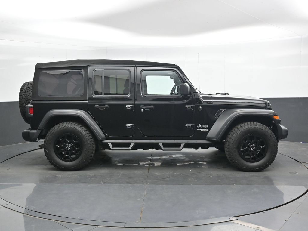 Used 2020 Jeep Wrangler Unlimited Sport S AWD/4WD image 3
