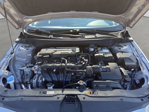 Used 2024 Hyundai Elantra SEL w/ Convenience Package FWD image 21