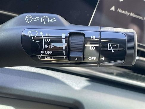 New 2026 Kia Carnival EX image 32