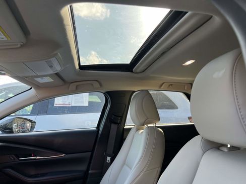 Used 2022 MAZDA CX-30 AWD 2.5 Turbo S image 19