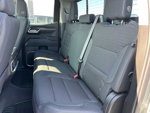 New 2026 GMC Sierra 1500 Elevation image 17
