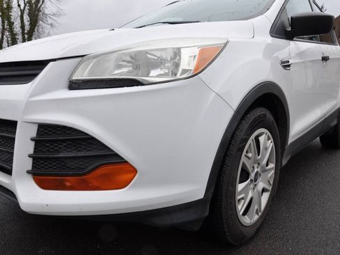 Used 2016 Ford Escape S FWD image 3