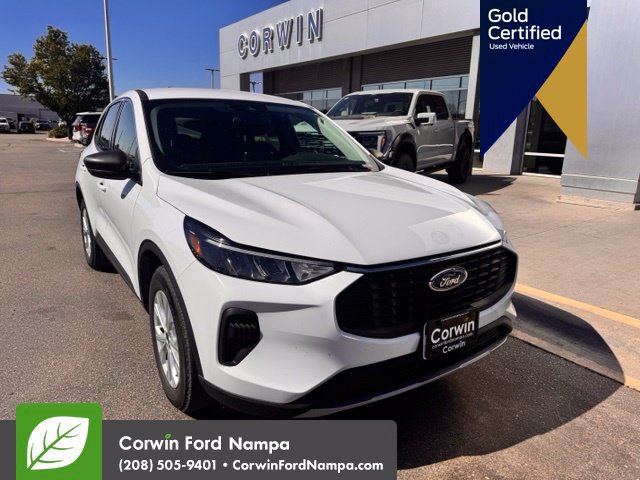 Used 2024 Ford Escape Active FWD image 3