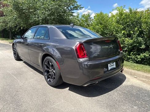 Used 2020 Chrysler 300 S w/ Safetytec Plus Group RWD image 6