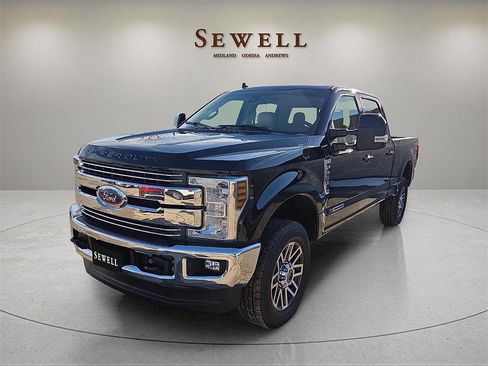 Used 2019 Ford F250 Lariat w/ Lariat Ultimate Package image 1