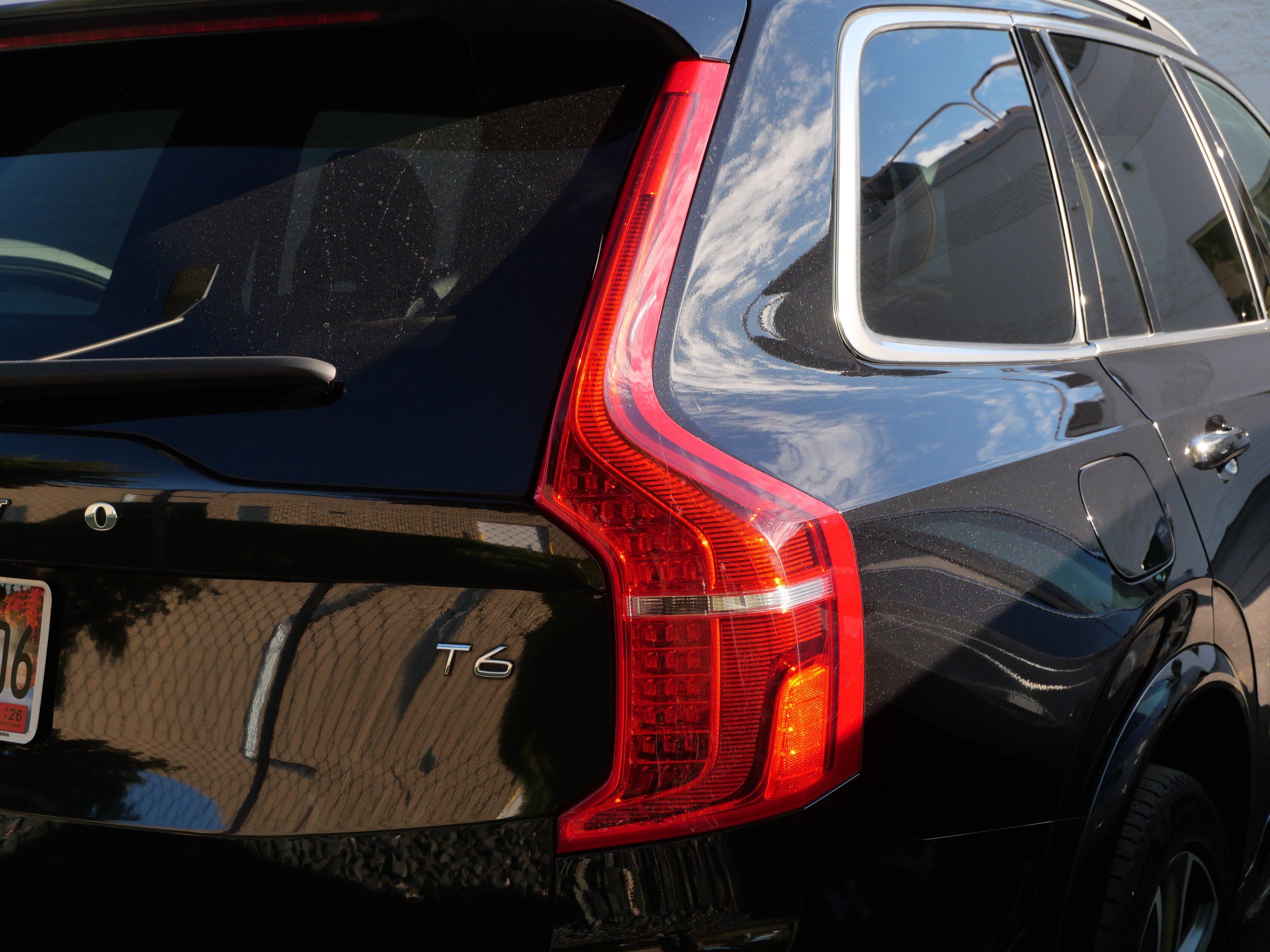 Used 2019 Volvo XC90 T6 Momentum w/ Advanced Package AWD/4WD image 8