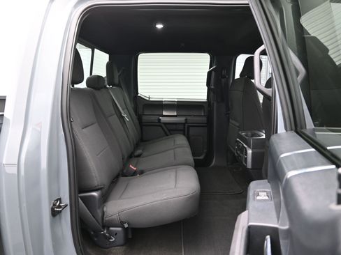 Used 2019 Ford F150 XLT image 11