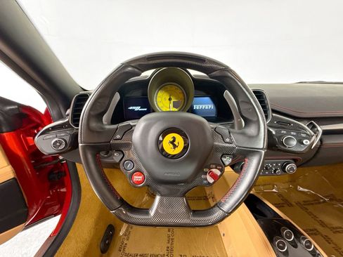 Certified 2013 Ferrari 458 Spider Base image 10